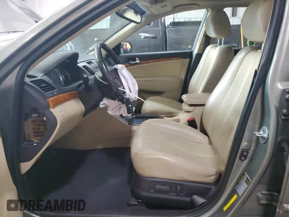 2010 Hyundai Sonata SE с VIN 5NPEU4AC8AH649883, выставлен на аукционе Copart как лот 60251725 с пробегом 117 182 миль миль и Списание • Salvage title. История ставок и продаж доступна на DreamBid. Изображение 7.