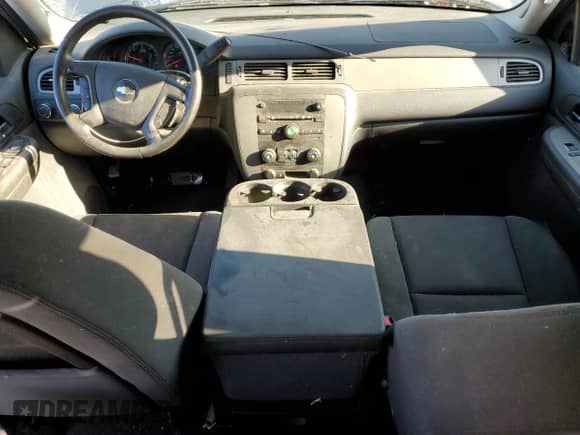 2009 Chevrolet Tahoe Commercial z VIN 1GNFK13029R131033, wystawiony jako Copart lot #81116854 z przebiegiem 128 684 mil mil oraz Nie do naprawy • Non repairable. Historia ofert i sprzedaży dostępna na DreamBid. Obrazek 8.