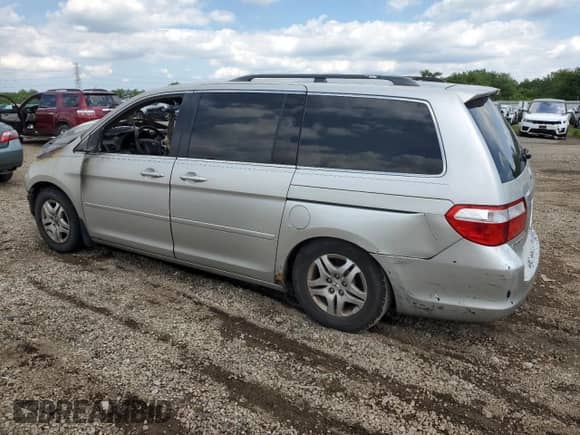 2006 Honda Odyssey EX z VIN 5FNRL38436B407117, wystawiony jako Copart lot #69598675 z przebiegiem Nie podano mil oraz Nie do naprawy • Non repairable. Historia ofert i sprzedaży dostępna na DreamBid. Obrazek 2.