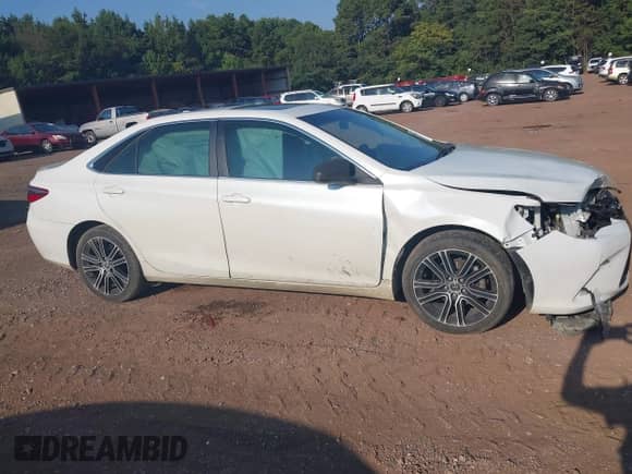 2016 Toyota Camry LE с VIN 4T1BF1FK0GU166104, выставлен на аукционе IAAI как лот 42978927 с пробегом 203 406 миль миль и . История ставок и продаж доступна на DreamBid. Изображение 13.