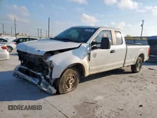 2017 Ford F-250 XLT с VIN 1FT7X2A69HEB34867, выставлен на аукционе Copart как лот 85755185 с пробегом Не указан миль и Списание • Salvage title. История ставок и продаж доступна на DreamBid. Изображение 1.