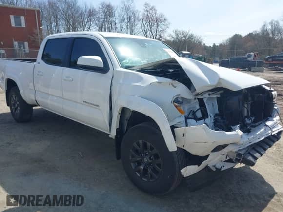 2021 Toyota Tacoma SR5 z VIN 3TMDZ5BN4MM118505, wystawiony jako IAAI lot #41920089 z przebiegiem 30 693 mil mil oraz . Historia ofert i sprzedaży dostępna na DreamBid. Obrazek 1.