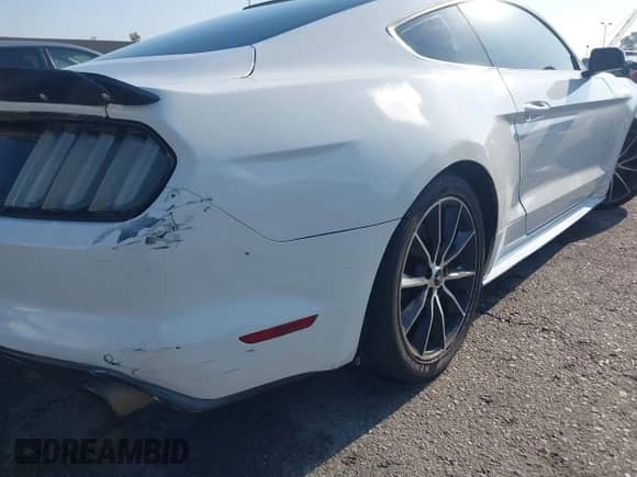 2017 Ford Mustang EcoBoost with VIN 1FA6P8TH8H5344749, listed as a IAAI auction lot 42974115 with 85,969 mi miles and . Bid and sale history available at DreamBid. Image 17.