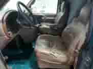 1999 Chevrolet Astro с VIN 1GBEL19W3XB147751, выставлен на аукционе Copart как лот 83738184 с пробегом 171 017 миль миль и Списание • Salvage title. История ставок и продаж доступна на DreamBid. Изображение 7.