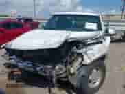 2001 Chevrolet Silverado 1500 LS с VIN 2GCEC19V311171803, выставлен на аукционе IAAI как лот 43209943 с пробегом Не указан миль и . История ставок и продаж доступна на DreamBid. Изображение 12.