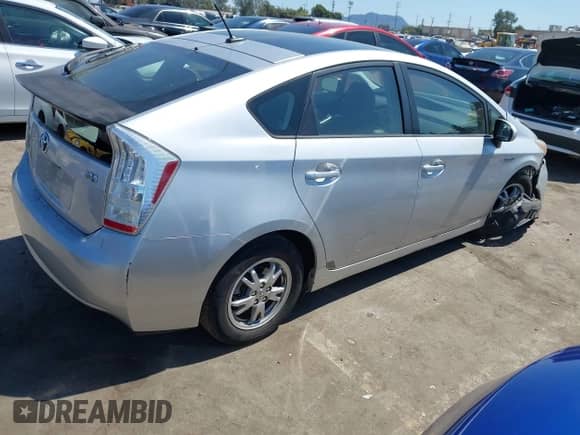 2010 Toyota Prius III с VIN JTDKN3DU0A0219082, выставлен на аукционе IAAI как лот 43230131 с пробегом 120 448 миль миль и . История ставок и продаж доступна на DreamBid. Изображение 4.