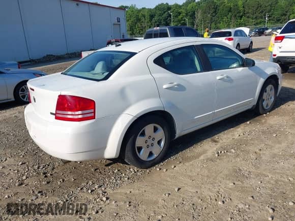 2008 Dodge Avenger with VIN 1B3LC46RX8N220327, listed as a IAAI auction lot 42456041 with 125,142 mi miles and . Bid and sale history available at DreamBid. Image 4.