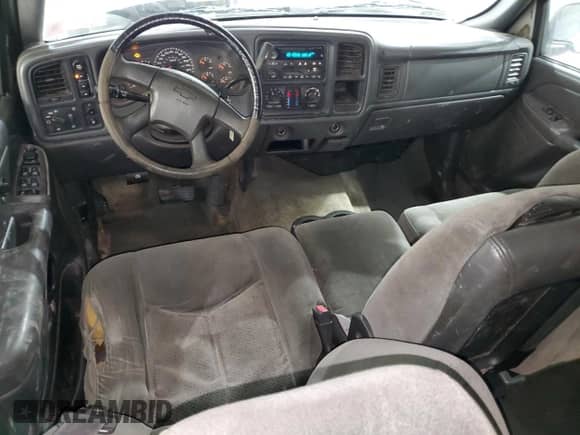 2004 Chevrolet Silverado 2500 LT с VIN 1GCGK23UX4F120023, выставлен на аукционе Copart как лот 89066085 с пробегом 184 246 миль миль и Списание • Salvage title. История ставок и продаж доступна на DreamBid. Изображение 8.