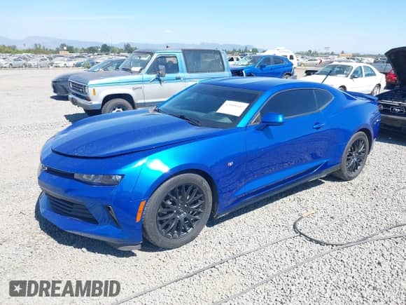 2017 Chevrolet Camaro 1LT с VIN 1G1FB1RS1H0144420, выставлен на аукционе IAAI как лот 42888442 с пробегом 81 521 миль миль и . История ставок и продаж доступна на DreamBid. Изображение 2.