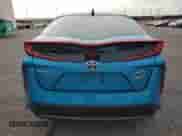 2020 Toyota Prius LE z VIN JTDKARFP3L3157409, wystawiony jako Copart lot #90296955 z przebiegiem 69 022 mil mil oraz Szkoda całkowita • Salvage title. Historia ofert i sprzedaży dostępna na DreamBid. Obrazek 6.