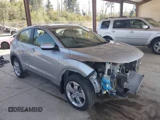 2021 Honda HR-V LX с VIN 3CZRU6H39MM718253, выставлен на аукционе IAAI как лот 43128996 с пробегом 17 053 миль миль и . История ставок и продаж доступна на DreamBid. Изображение 1.