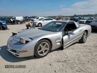 2004 Chevrolet Corvette с VIN 1G1YY22G745132403, выставлен на аукционе Copart как лот 84722145 с пробегом 30 273 миль миль и Списание • Salvage title. История ставок и продаж доступна на DreamBid. Изображение 1.