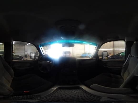 2003 Chevrolet Silverado 1500 с VIN 2GCEK19T931236982, выставлен на аукционе IAAI как лот 41178535 с пробегом 144 996 миль миль и . История ставок и продаж доступна на DreamBid. Изображение 19.
