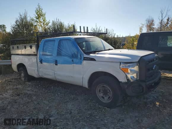 2015 Ford F-250 XL с VIN 1FD7W2A68FEA24324, выставлен на аукционе Copart как лот 85592985 с пробегом 205 548 миль миль и Списание • Salvage title. История ставок и продаж доступна на DreamBid. Изображение 4.