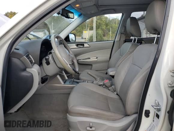 2009 Subaru Forester X Limited z VIN JF2SH64679H763264, wystawiony jako Copart lot #89503565 z przebiegiem 179 136 mil mil oraz Szkoda całkowita • Salvage title. Historia ofert i sprzedaży dostępna na DreamBid. Obrazek 7.