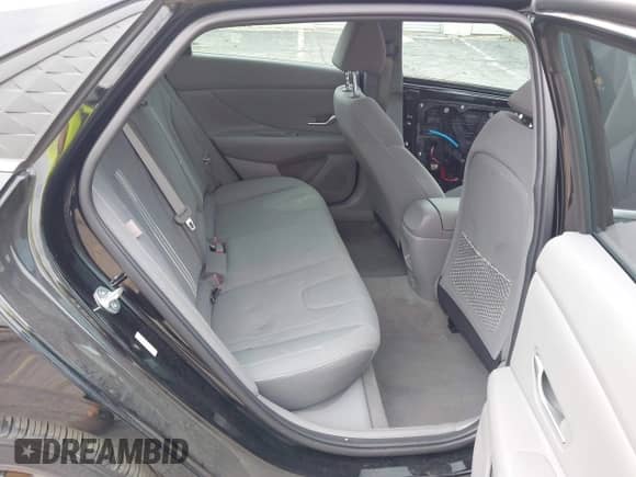 2024 Hyundai Elantra SEL with VIN KMHLS4DG4RU688687, listed as a IAAI auction lot 43081105 with 27,517 mi miles and . Bid and sale history available at DreamBid. Image 8.