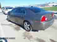 2012 Chevrolet Malibu 3LT z VIN 1G1ZF5E78CF119482, wystawiony jako IAAI lot #42305828 z przebiegiem 133 993 mil mil oraz . Historia ofert i sprzedaży dostępna na DreamBid. Obrazek 3.