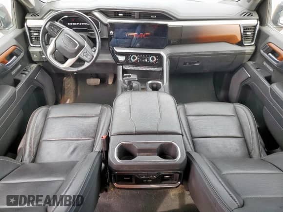 2023 GMC Sierra 1500 Denali z VIN 3GTUUGED9PG208796, wystawiony jako Copart lot #66319535 z przebiegiem 64 409 mil mil oraz Szkoda całkowita • Salvage title. Historia ofert i sprzedaży dostępna na DreamBid. Obrazek 8.