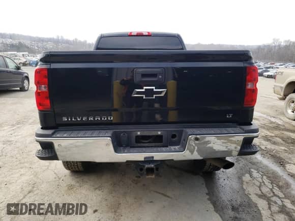2019 Chevrolet Silverado 2500HD LT with VIN 1GC1KSEG9KF130522, listed as a Copart auction lot 49058735 with 116,596 mi miles and Salvage title. Bid and sale history available at DreamBid. Image 6.