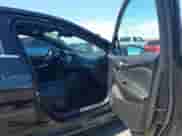 2018 Chevrolet Cruze Premier с VIN 1G1BF5SM9J7102080, выставлен на аукционе IAAI как лот 43280475 с пробегом 56 556 миль миль и . История ставок и продаж доступна на DreamBid. Изображение 5.