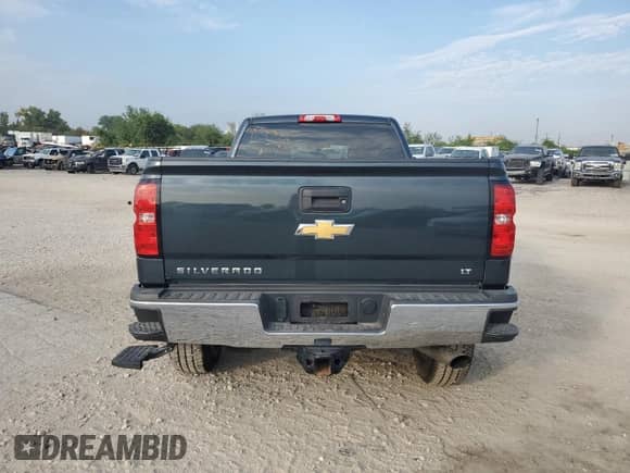 2019 Chevrolet Silverado 2500HD LT with VIN 1GC1KSEG0KF252363, listed as a Copart auction lot 70137625 with 60,698 mi miles and Salvage title. Bid and sale history available at DreamBid. Image 6.