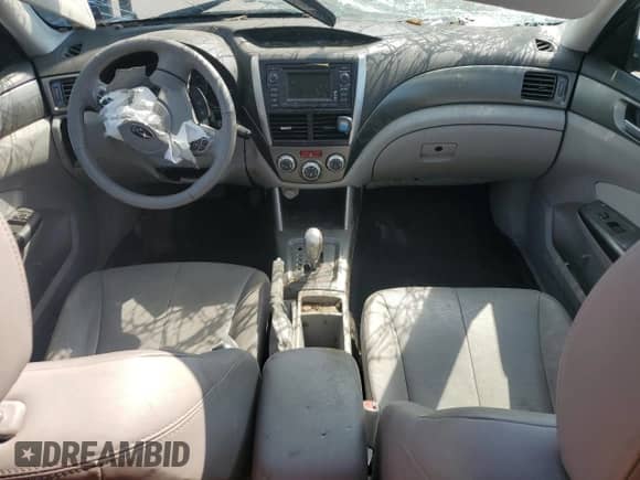 2011 Subaru Forester X Limited z VIN JF2SHAEC2BH782687, wystawiony jako Copart lot #68494715 z przebiegiem Nie podano mil oraz Szkoda całkowita • Salvage title. Historia ofert i sprzedaży dostępna na DreamBid. Obrazek 8.