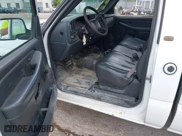 2001 Chevrolet Silverado 1500 с VIN 1GCEC14V71Z315934, выставлен на аукционе IAAI как лот 42841257 с пробегом 179 719 миль миль и . История ставок и продаж доступна на DreamBid. Изображение 16.