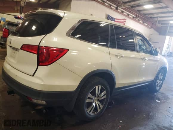 2017 Honda Pilot EX-L with VIN 5FNYF5H8XHB013974, listed as a Copart auction lot 81769745 with 163,295 mi miles and Clean title. Bid and sale history available at DreamBid. Image 3.