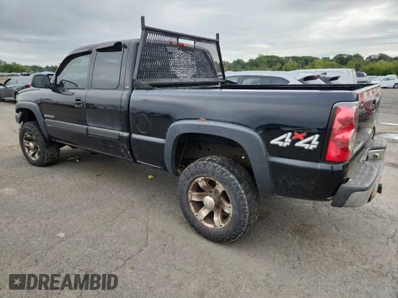 2004 Chevrolet Silverado 2500HD LS with VIN 1GCHK29U14E169158, listed as a Copart auction lot 80200995 with 167,529 mi miles and Clean title. Bid and sale history available at DreamBid. Image 2.