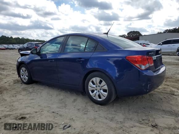 2013 Chevrolet Cruze LS z VIN 1G1PA5SG5D7303123, wystawiony jako Copart lot #81814465 z przebiegiem 192 215 mil mil oraz Szkoda całkowita • Salvage title. Historia ofert i sprzedaży dostępna na DreamBid. Obrazek 2.