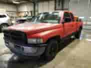 1999 Dodge 1500 z VIN 1B7HC13Y9XJ580712, wystawiony jako Copart lot #38219694 z przebiegiem Nie podano mil oraz Szkoda całkowita • Salvage title. Historia ofert i sprzedaży dostępna na DreamBid. Obrazek 1.