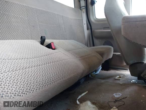 1999 Ford F-150 XL with VIN 1FTRX17L9XNB83680, listed as a IAAI auction lot 42636807 with Not provided miles and . Bid and sale history available at DreamBid. Image 8.