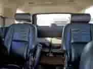 2008 Chevrolet Tahoe 2LT z VIN 1GNFC130X8R110202, wystawiony jako Copart lot #90873445 z przebiegiem 284 247 mil mil oraz Czysty tytuł • Clean title. Historia ofert i sprzedaży dostępna na DreamBid. Obrazek 10.