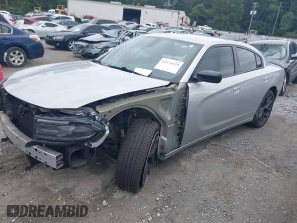 2019 Dodge Charger SXT with VIN 2C3CDXBG2KH588944, listed as a IAAI auction lot 42970529 with 45,471 mi miles and . Bid and sale history available at DreamBid. Image 20.