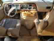 1984 Ford Econoline Cargo with VIN 1FMDE11F6EHA00696, listed as a Copart auction lot 42339305 with 40,518 mi miles and Salvage title. Bid and sale history available at DreamBid. Image 8.