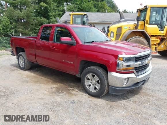2018 Chevrolet Silverado 1500 LT с VIN 1GCVKREC8JZ302205, выставлен на аукционе IAAI как лот 42844228 с пробегом 159 907 миль миль и . История ставок и продаж доступна на DreamBid. Изображение 1.