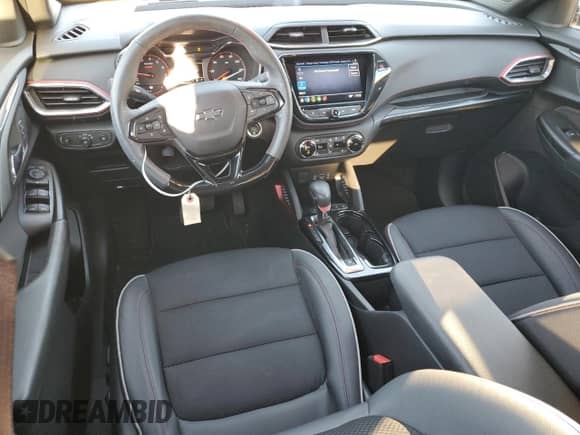 2023 Chevrolet TrailBlazer RS z VIN KL79MTSL4PB156302, wystawiony jako Copart lot #82255705 z przebiegiem 12 252 mil mil oraz Szkoda całkowita • Salvage title. Historia ofert i sprzedaży dostępna na DreamBid. Obrazek 8.