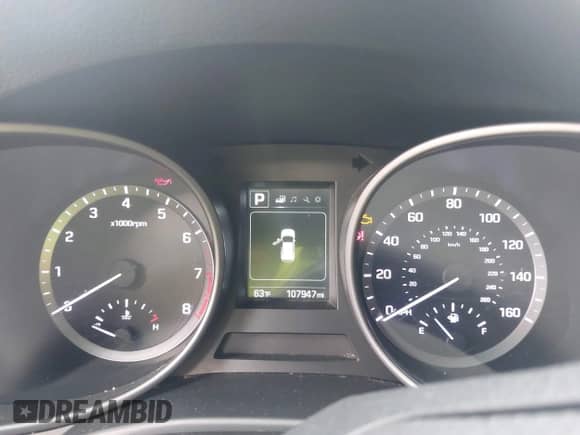 2018 Hyundai Santa Fe 2.4L with VIN 5NMZTDLBXJH092741, listed as a IAAI auction lot 43514175 with 107,947 mi miles and . Bid and sale history available at DreamBid. Image 7.