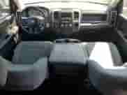 2017 Ram 1500 Express z VIN 1C6RR6KG4HS525466, wystawiony jako Copart lot #68547505 z przebiegiem 139 307 mil mil oraz Szkoda całkowita • Salvage title. Historia ofert i sprzedaży dostępna na DreamBid. Obrazek 8.