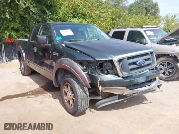 2004 Ford F-150 STX with VIN 1FTRX14W54NC35235, listed as a IAAI auction lot 43189573 with 115,170 mi miles and . Bid and sale history available at DreamBid. Image 1.