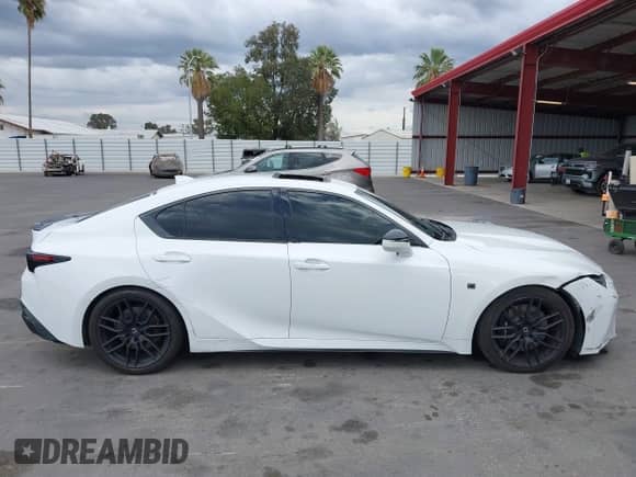 2023 Lexus IS 500 F Sport Performance Premium z VIN JTHAP1D26P5004955, wystawiony jako IAAI lot #43348224 z przebiegiem Nie podano mil oraz . Historia ofert i sprzedaży dostępna na DreamBid. Obrazek 13.