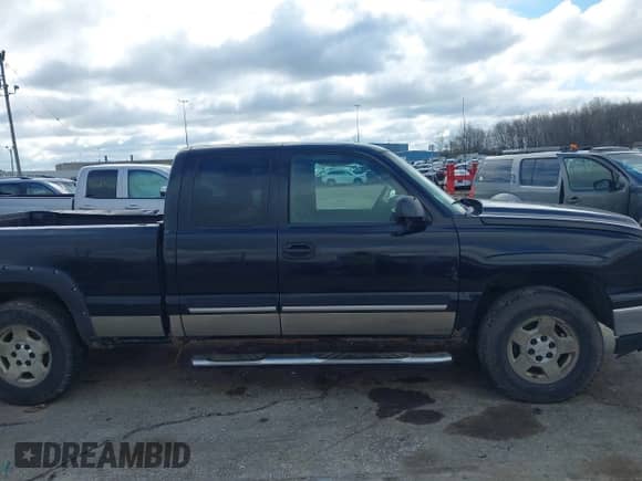 2006 Chevrolet Silverado 1500 LT3 с VIN 1GCEK19B46Z190562, выставлен на аукционе IAAI как лот 42173624 с пробегом 186 019 миль миль и . История ставок и продаж доступна на DreamBid. Изображение 13.
