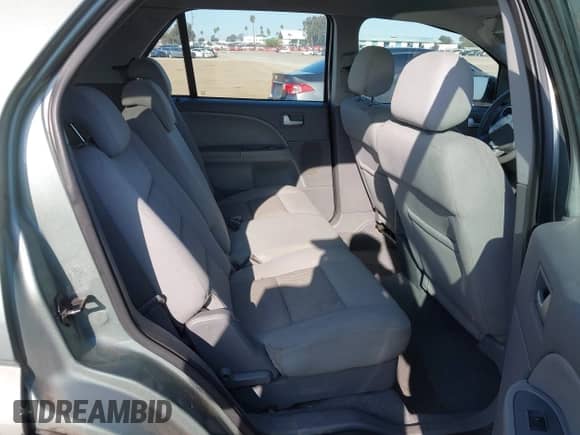 2005 Ford Freestyle SE с VIN 1FMZK01195GA64492, выставлен на аукционе IAAI как лот 43335437 с пробегом 174 872 миль миль и . История ставок и продаж доступна на DreamBid. Изображение 8.