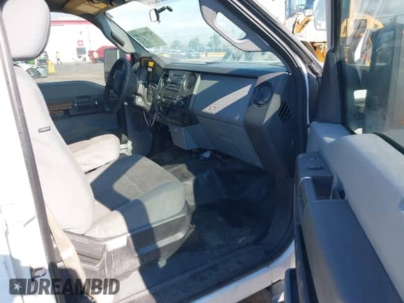 2016 Ford F-250 XL с VIN 1FT7W2A67GEA71852, выставлен на аукционе IAAI как лот 42769749 с пробегом 63 547 миль миль и . История ставок и продаж доступна на DreamBid. Изображение 5.