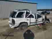 2005 Chevrolet TrailBlazer LS z VIN 1GNDS13S252122991, wystawiony jako Copart lot #89811275 z przebiegiem Nie podano mil oraz Nie do naprawy • Non repairable. Historia ofert i sprzedaży dostępna na DreamBid. Obrazek 3.