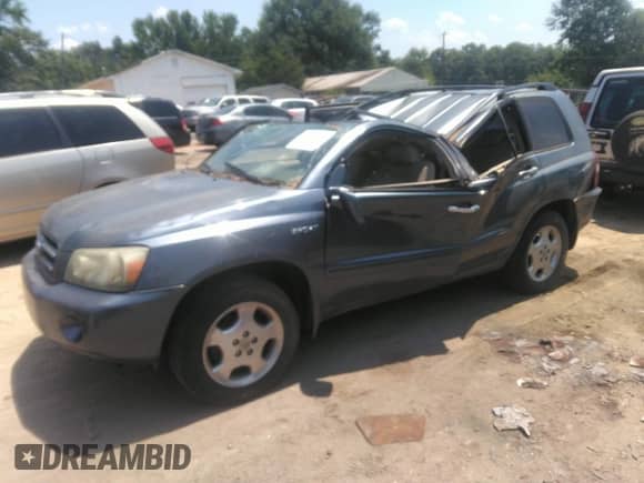 2006 Toyota Highlander with VIN JTEHP21AX60177712, listed as a IAAI auction lot 42694347 with Not provided miles and . Bid and sale history available at DreamBid. Image 2.