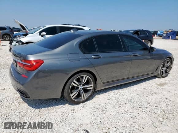 2019 BMW 7 Series 740i z VIN WBA7E2C57KB217956, wystawiony jako Copart lot #80107095 z przebiegiem 69 750 mil mil oraz Szkoda całkowita • Salvage title. Historia ofert i sprzedaży dostępna na DreamBid. Obrazek 3.