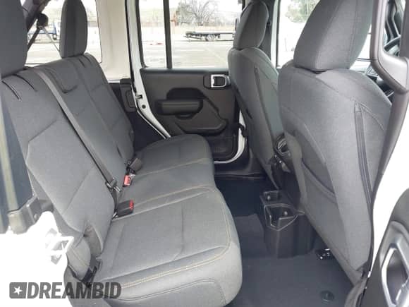 2025 Jeep Wrangler Sport S с VIN 1C4PJXDN0SW524002, выставлен на аукционе IAAI как лот 41625940 с пробегом 1 924 миль миль и . История ставок и продаж доступна на DreamBid. Изображение 8.