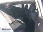 2013 Hyundai Veloster w/Black Int z VIN KMHTC6AD2DU108431, wystawiony jako IAAI lot #43187374 z przebiegiem 135 808 mil mil oraz . Historia ofert i sprzedaży dostępna na DreamBid. Obrazek 8.