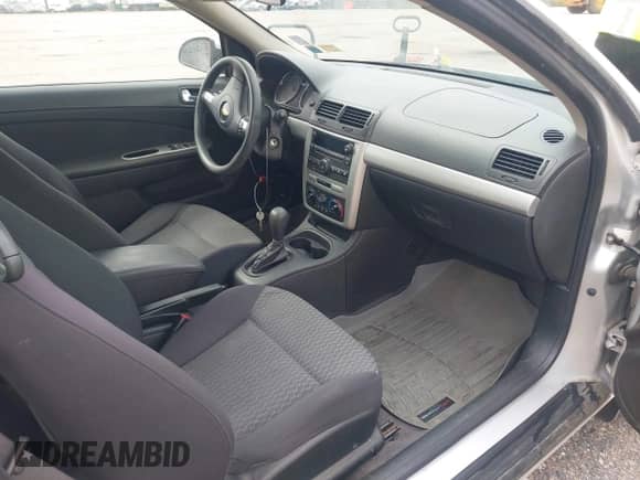 2010 Chevrolet Cobalt 1LT with VIN 1G1AD1F55A7205526, listed as a IAAI auction lot 42449610 with 138,083 mi miles and . Bid and sale history available at DreamBid. Image 5.